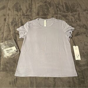 Alo All Day Short Sleeve Top Winter Frost Women Size Large NWT